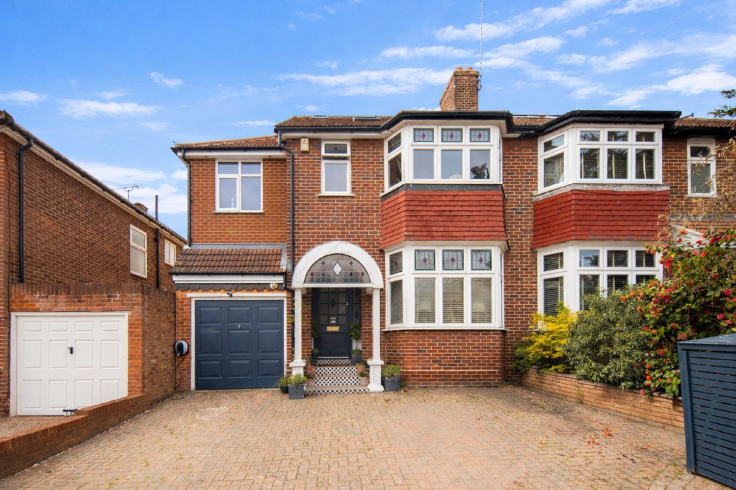 5 bedroom House for Sale Abbottsford Gardens