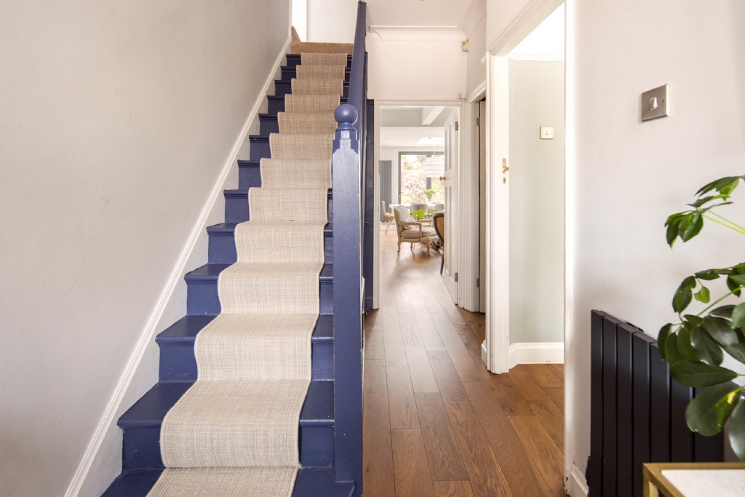 5 bedroom House for Sale Abbottsford Gardens