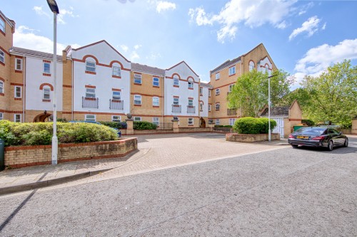 Aaron Hill Road, Beckton
