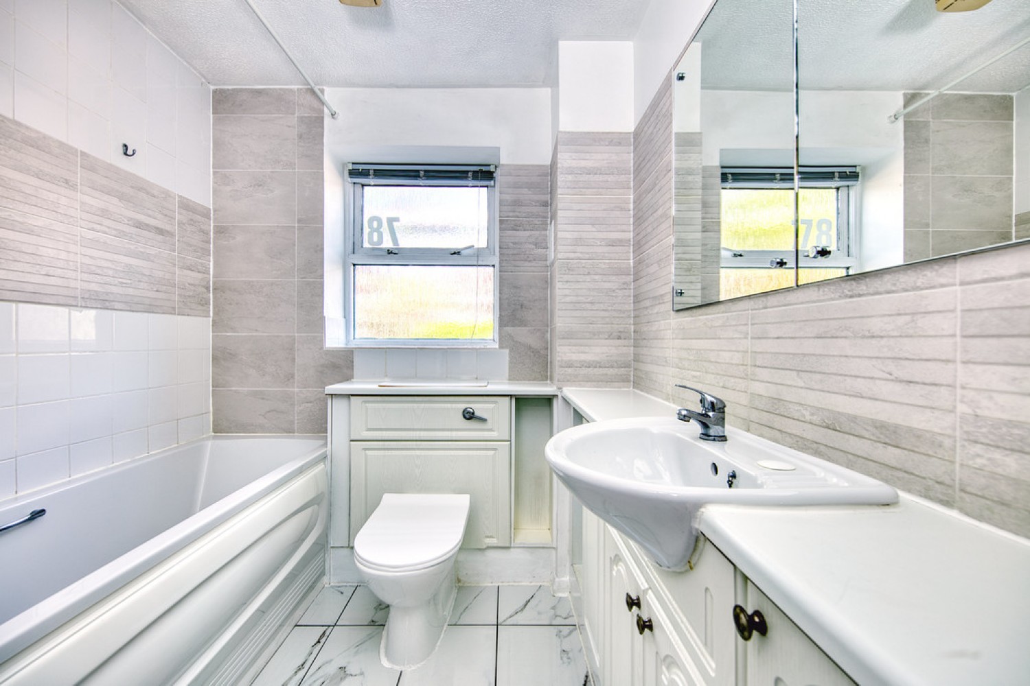 1 bedroom Flat for Letting Aaron Hill Road, Beckton