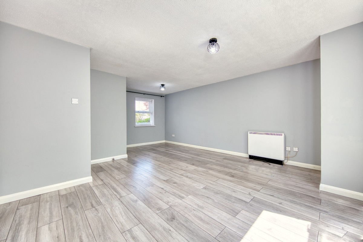 Aaron Hill Road, Beckton