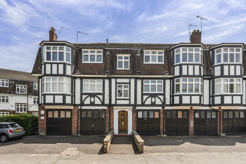 Eagle Court, Wanstead