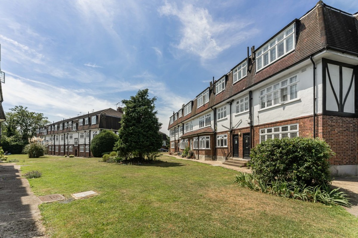Eagle Court, Wanstead