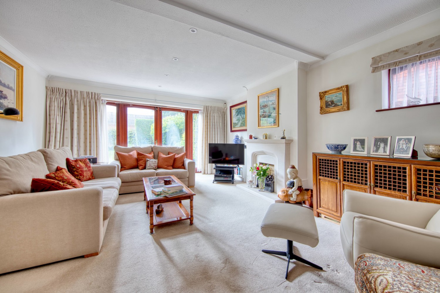 4 bedroom House for Sale Elm Hall Gardens, Wanstead