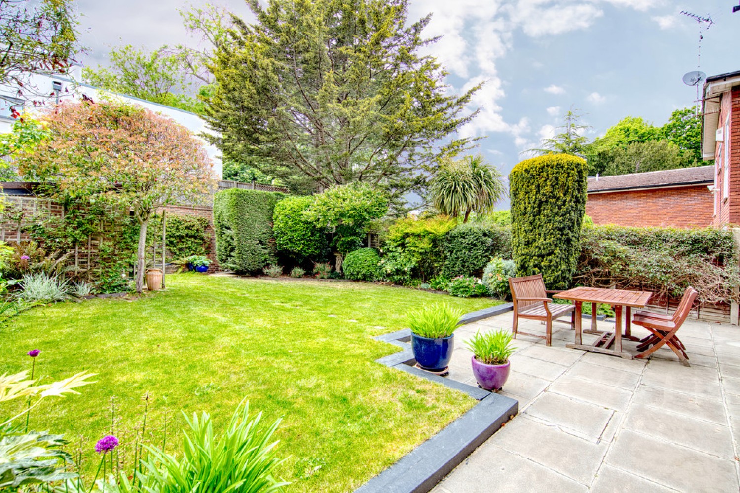 4 bedroom House for Sale Elm Hall Gardens, Wanstead