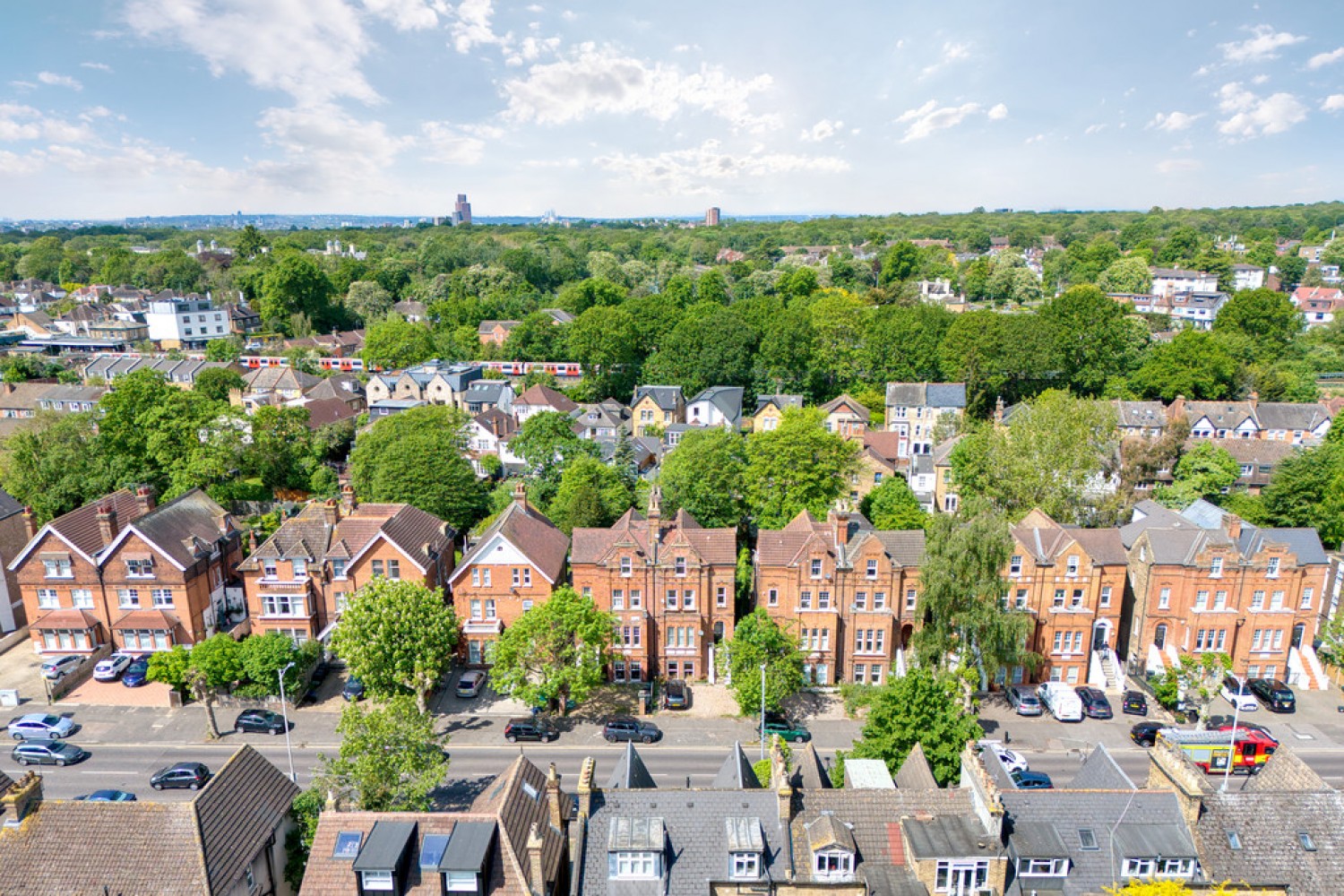 2 bedroom Flat for Sale Hermon Hill, Wanstead