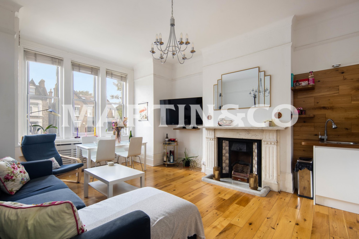 2 bedroom Flat for Sale Hermon Hill, Wanstead