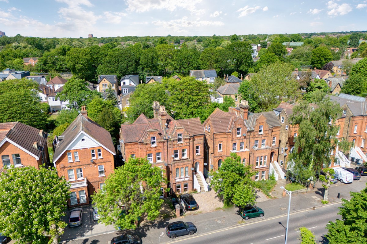 Hermon Hill, Wanstead