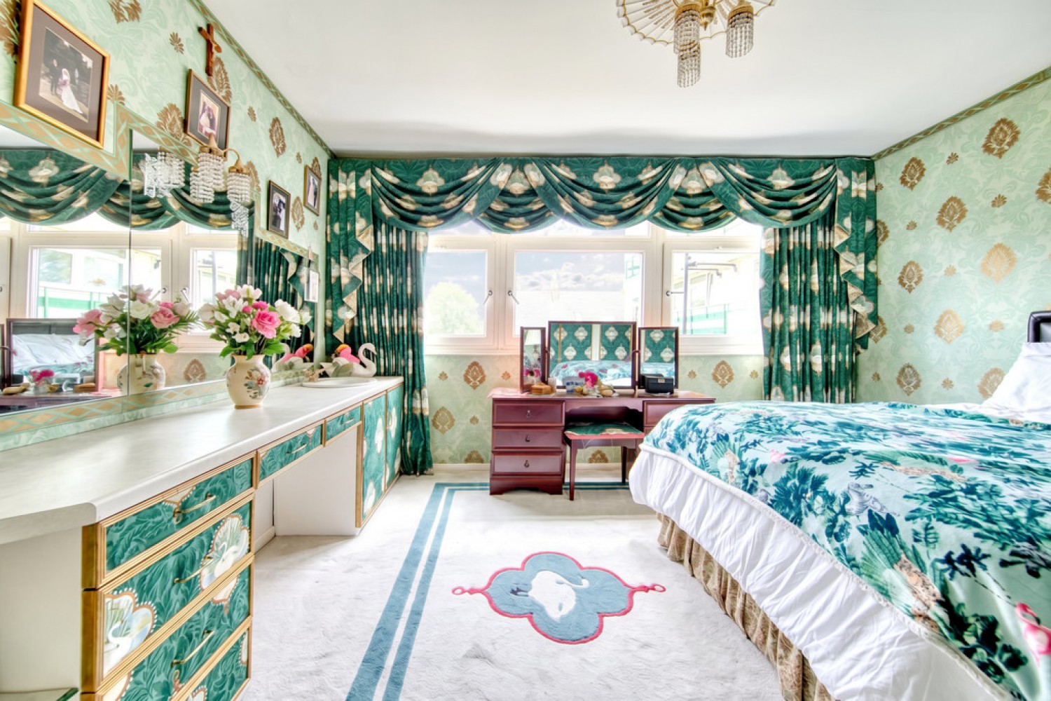 2 bedroom Flat for Sale St Mary's Lodge