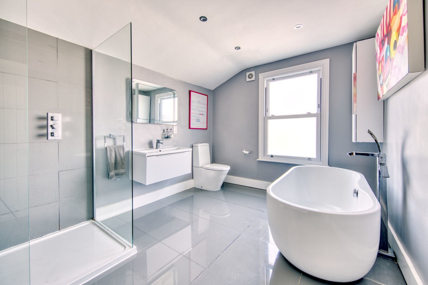 4 bedroom House for Sale Chester Road, Wanstead