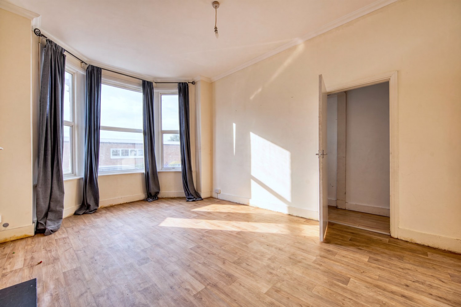 2 bedroom Flat for Sale Marlborough Road, South Woodford