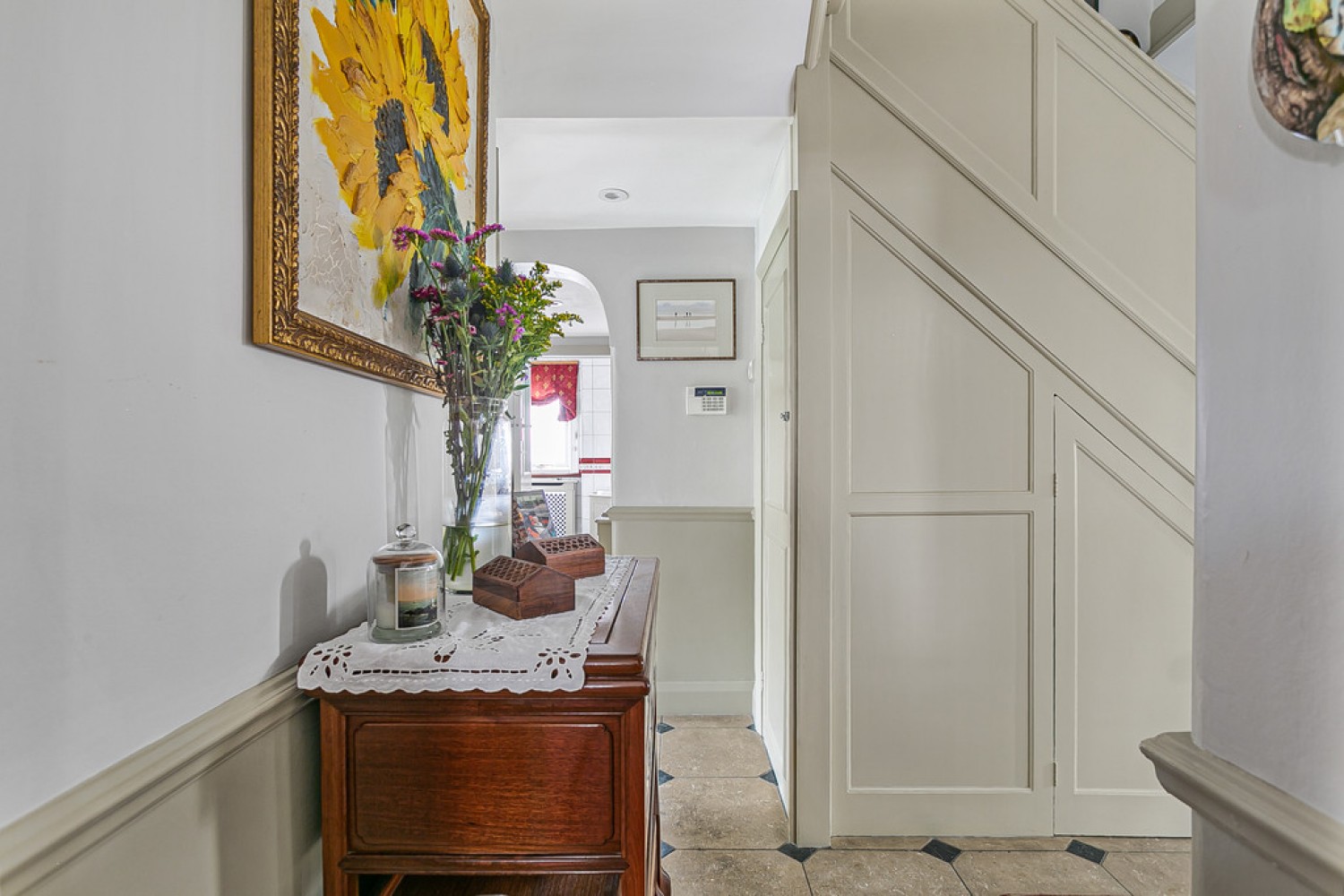 6 bedroom House for Sale Princes Avenue