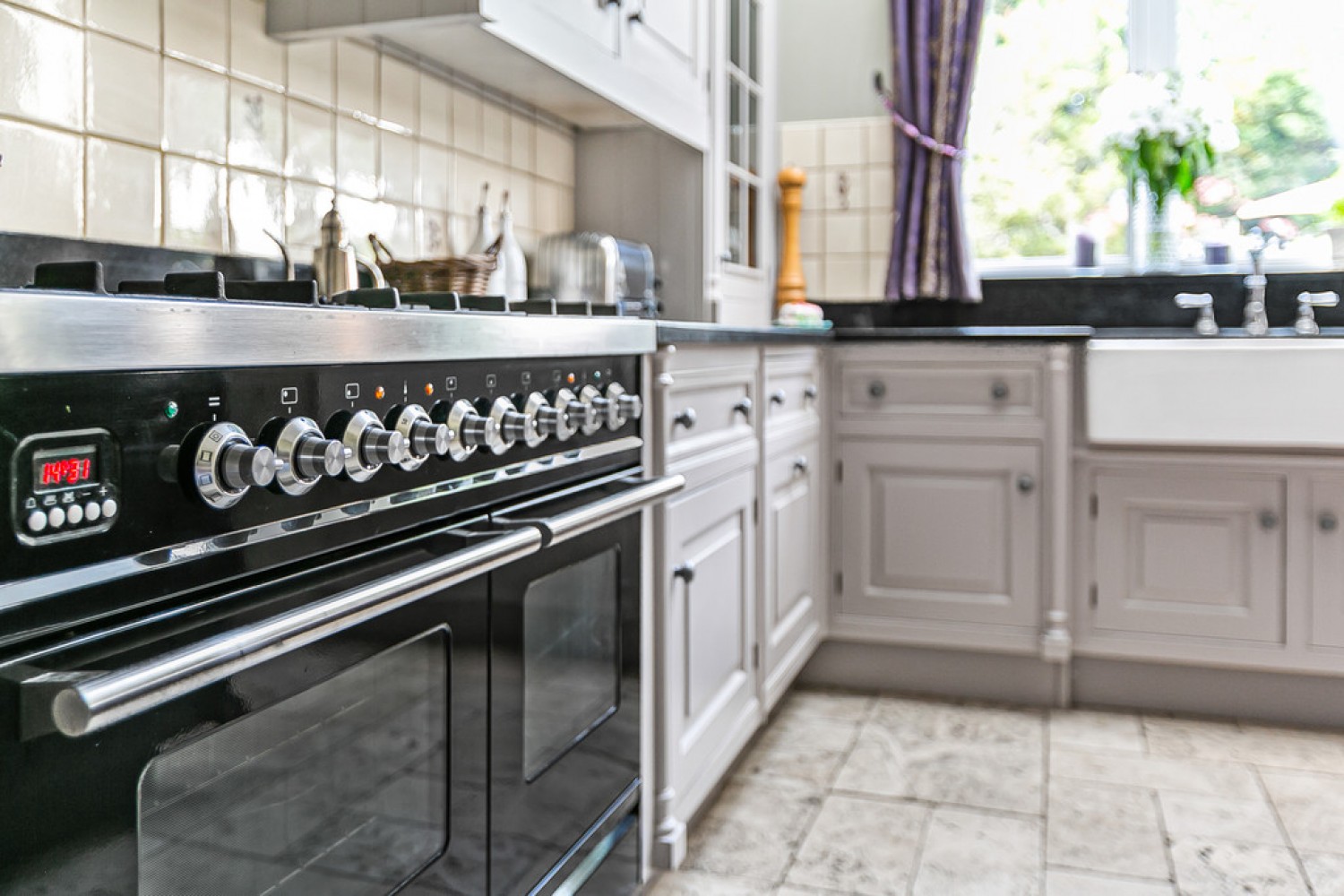 6 bedroom House for Sale Princes Avenue