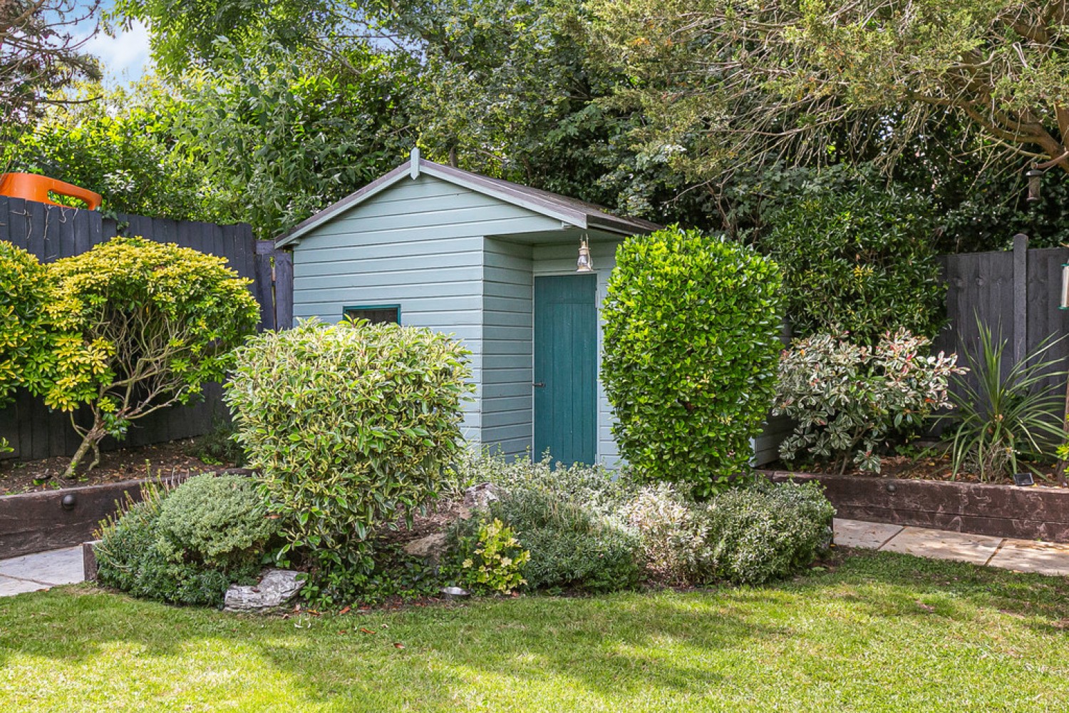 6 bedroom House for Sale Princes Avenue