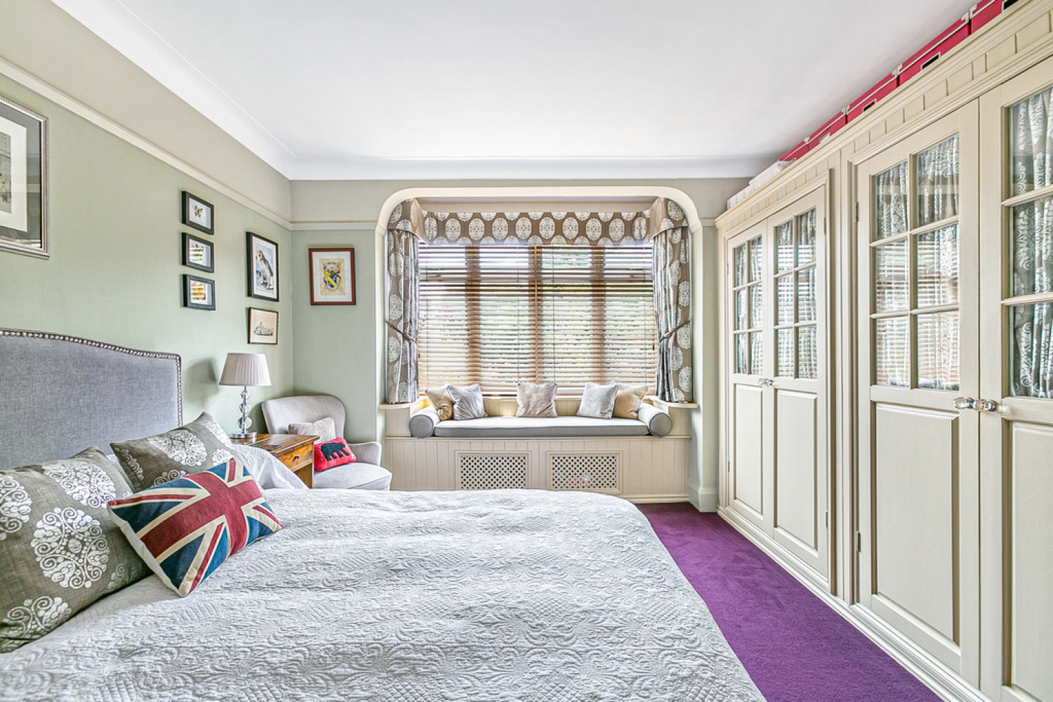 6 bedroom House for Sale Princes Avenue