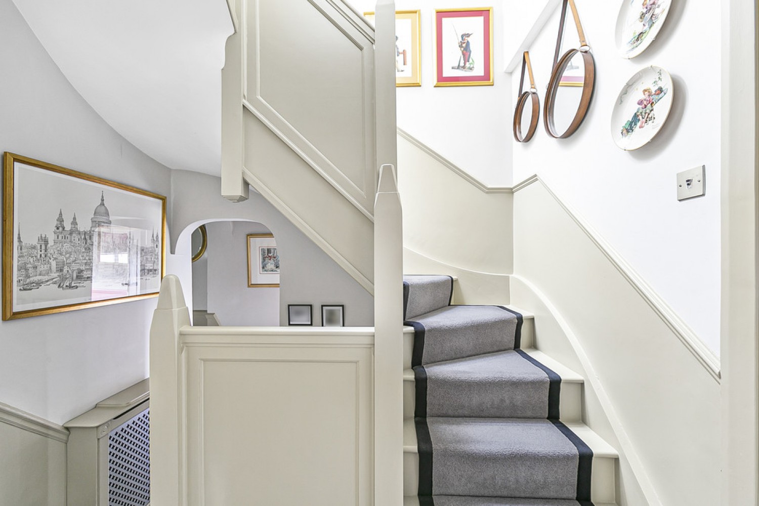 6 bedroom House for Sale Princes Avenue