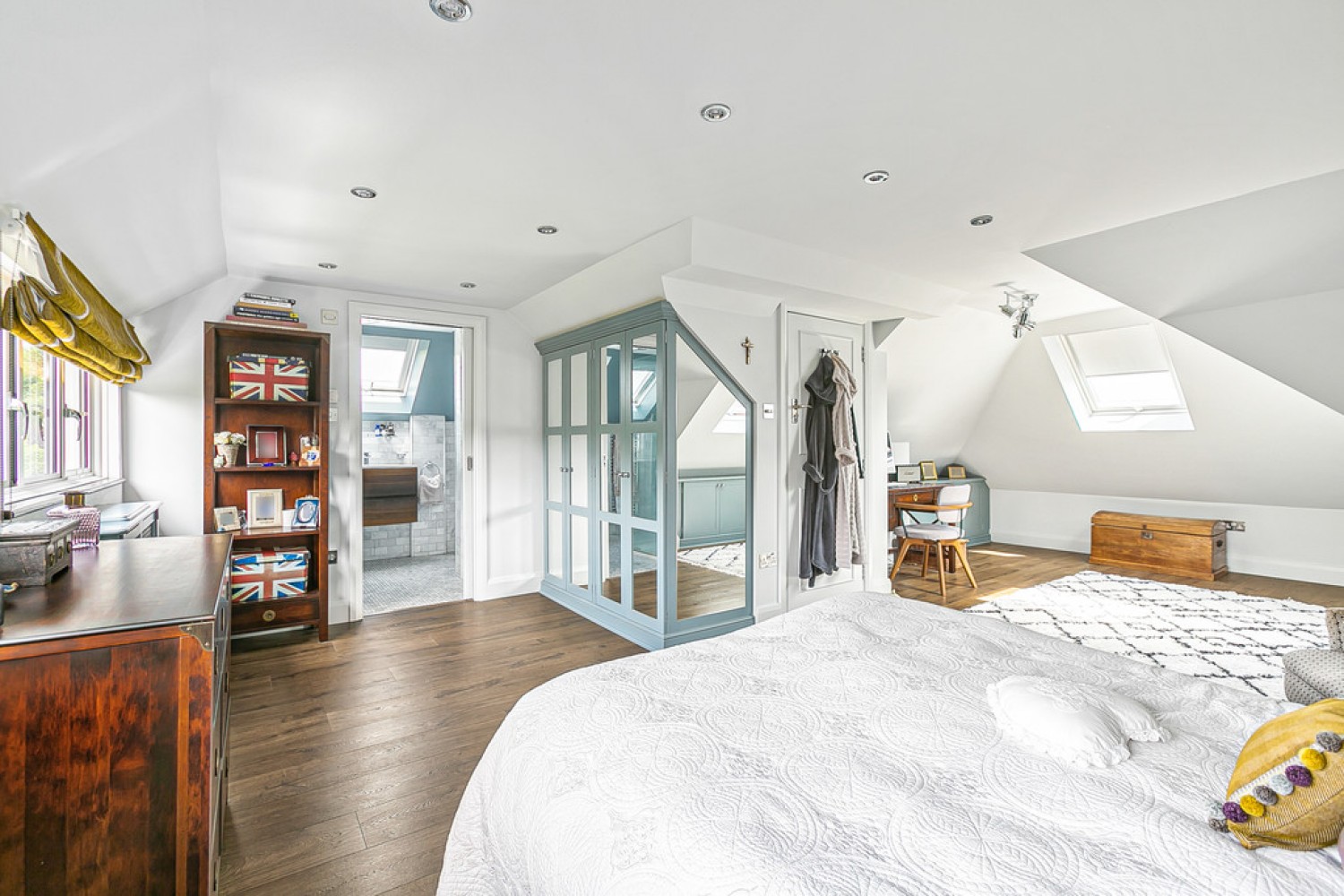 6 bedroom House for Sale Princes Avenue