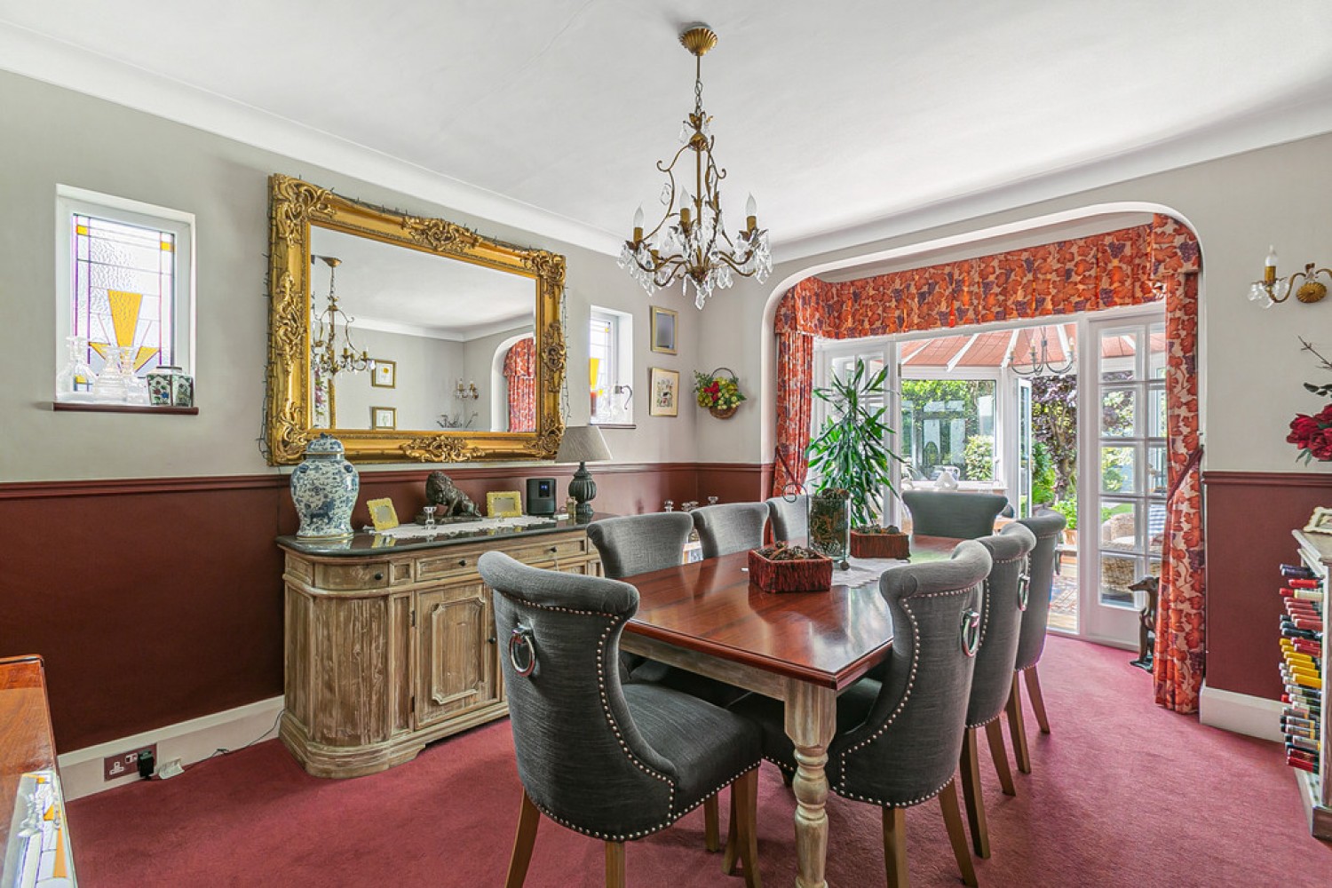6 bedroom House for Sale Princes Avenue