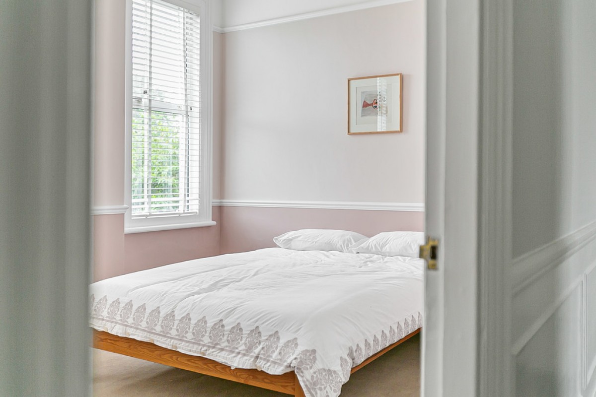 Clavering Road, Aldersbrook