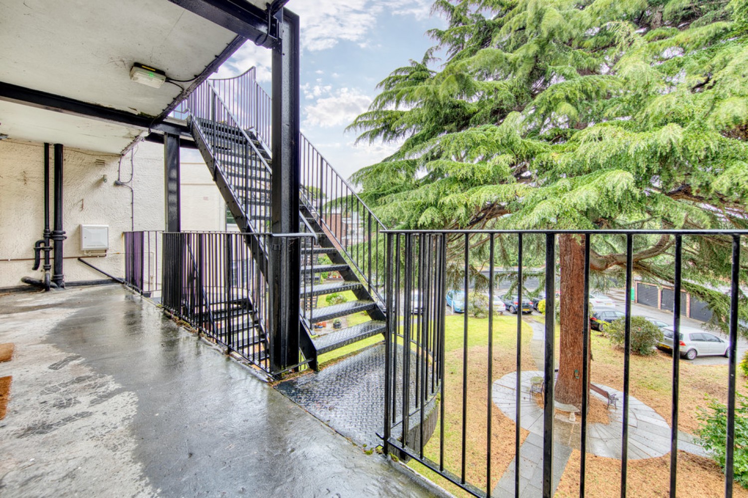 3 bedroom Flat for Sale Woodford House, Woodford Road, Snaresbrook