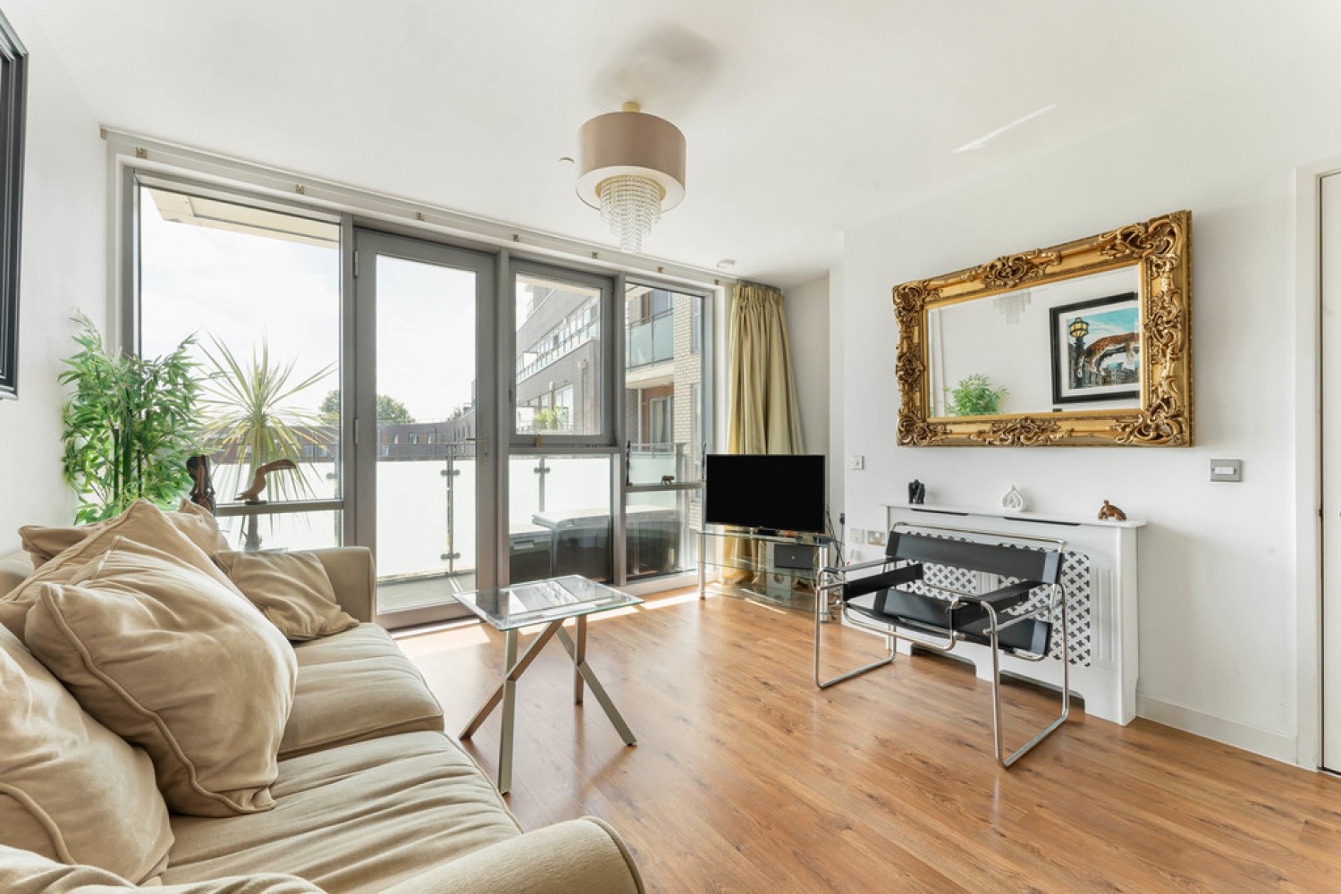 1 bedroom Flat for Sale Rick Roberts Way