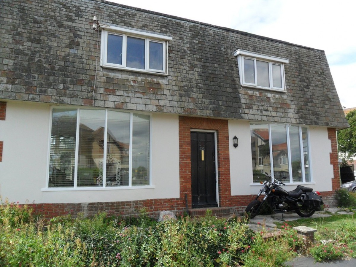 Barton Court Avenue, Barton-On-Sea