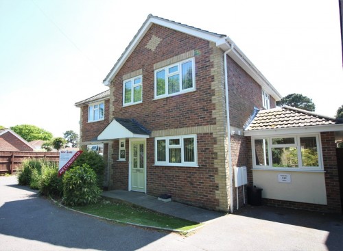 Bouverie Close, Barton-On-Sea