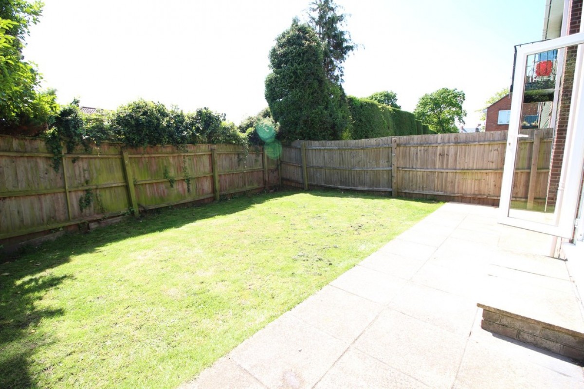 Bouverie Close, Barton-On-Sea