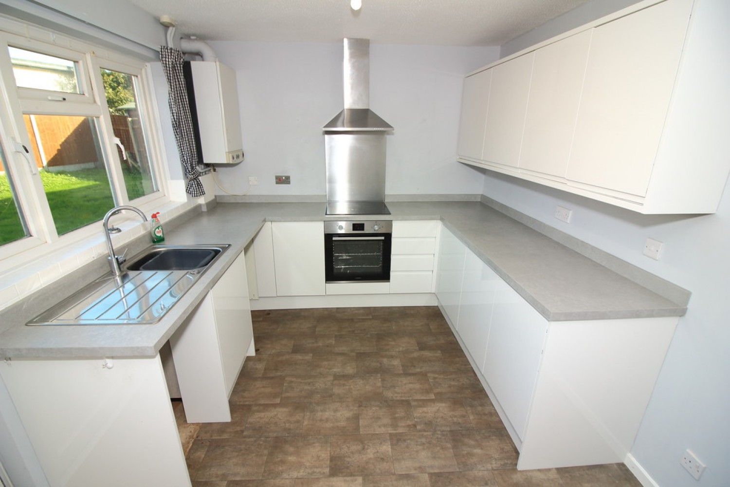2 bedroom House for Letting New Milton