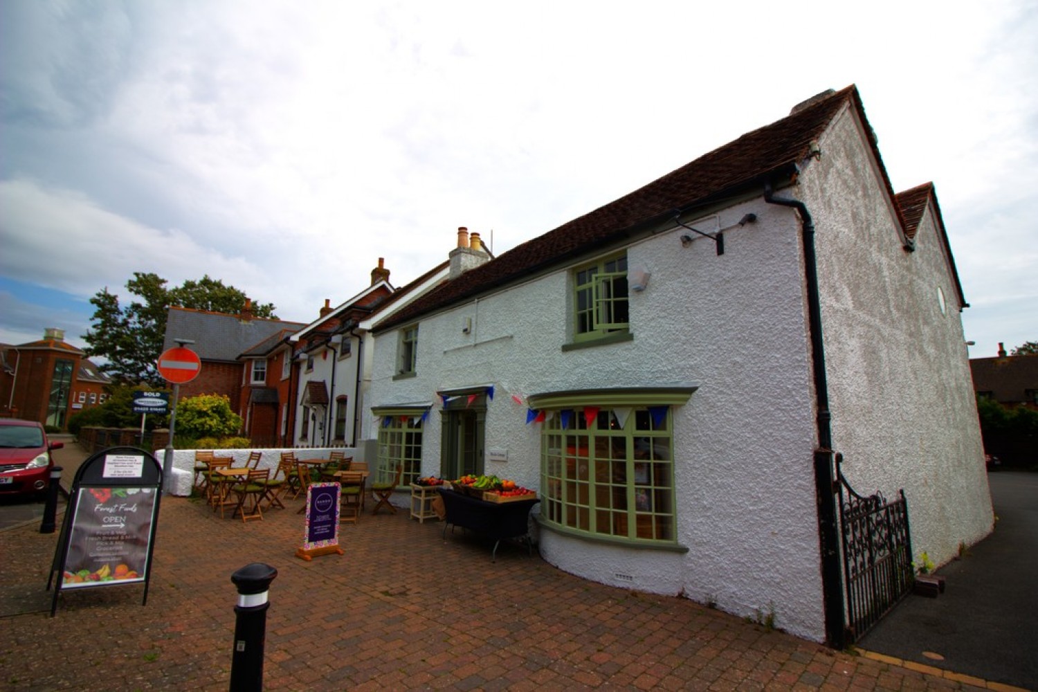 2 bedroom Flat for Letting Barton On Sea, Hampshire