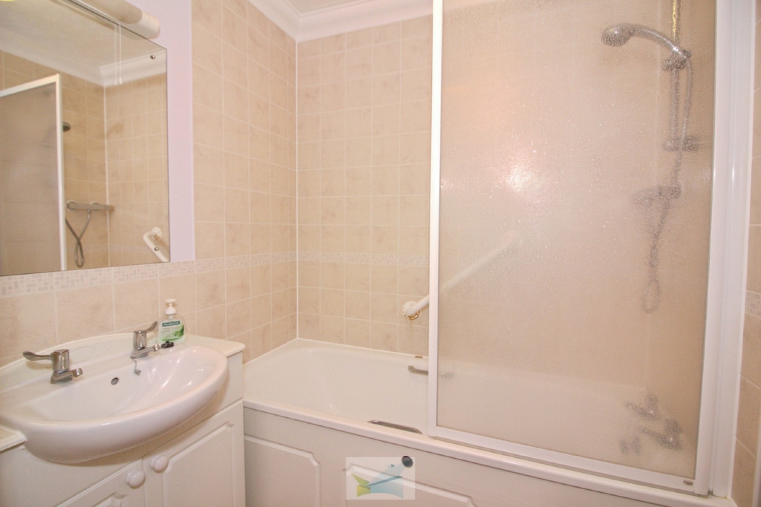 1 bedroom Flat for Sale Highcliffe