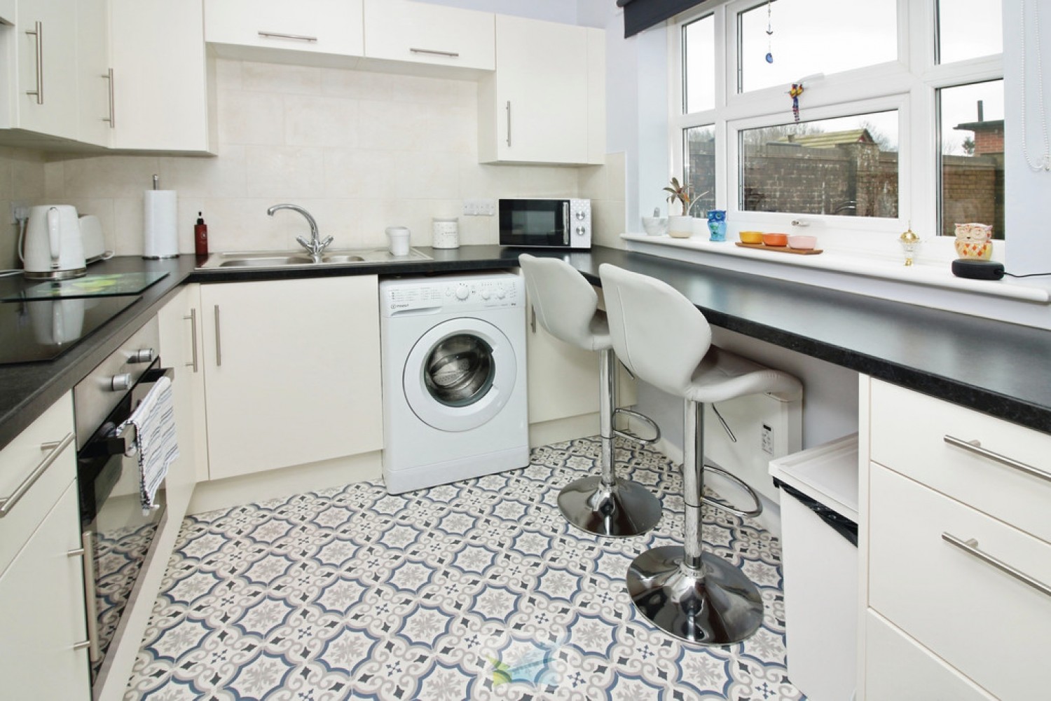 2 bedroom Flat for Sale Floriston Gardens, New Milton