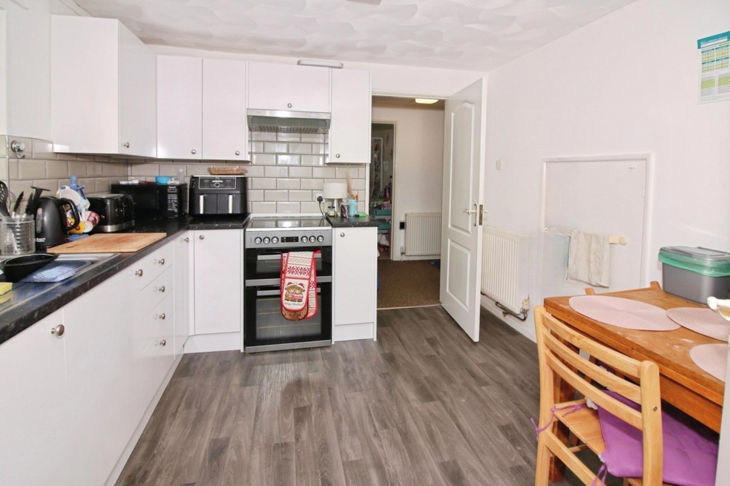 2 bedroom Flat for Sale Hordle