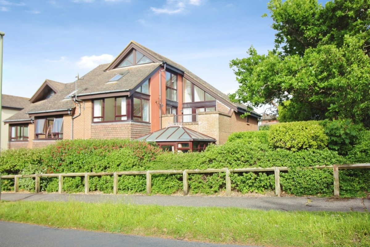 Barton Green, Becton Lane