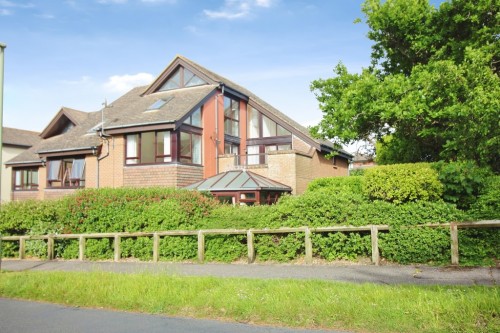 Barton Green, Becton Lane