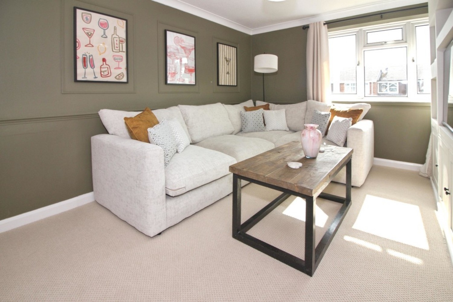 2 bedroom Flat for Letting Burton, Christchurch