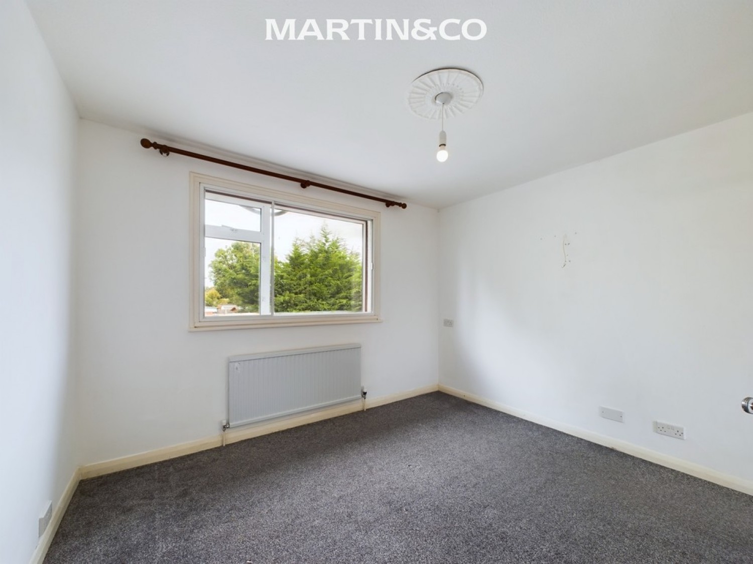 3 bedroom House for Letting Hithermoor Road, Stanwell Moor