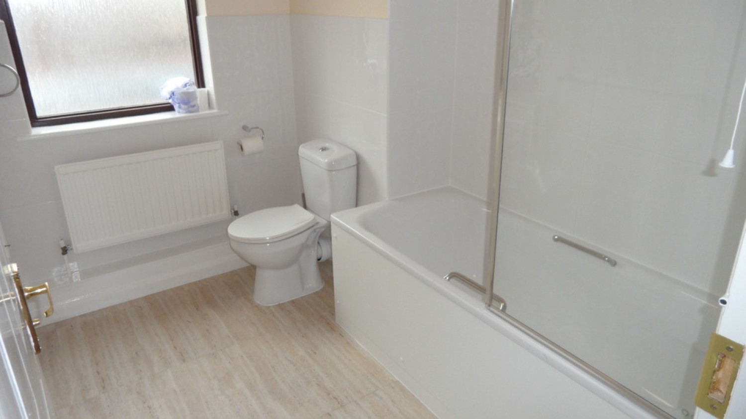 3 bedroom House for Letting Evergreen Way, Stanwell