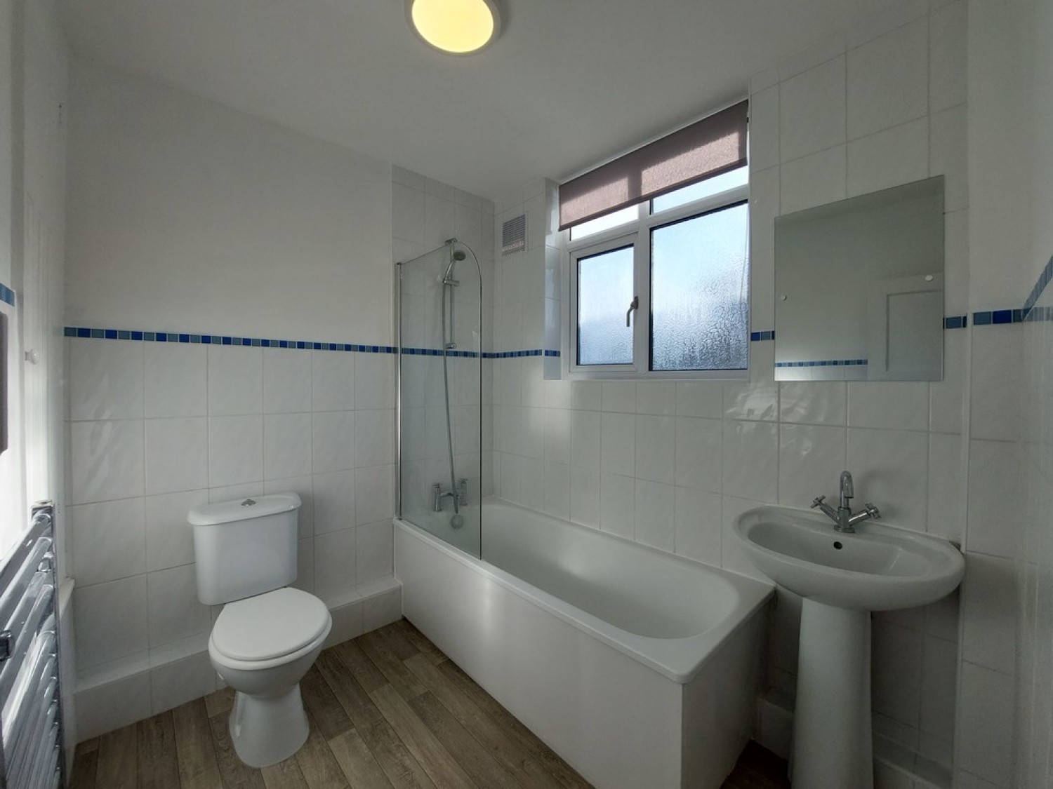 2 bedroom Flat for Letting Penton Avenue, Staines