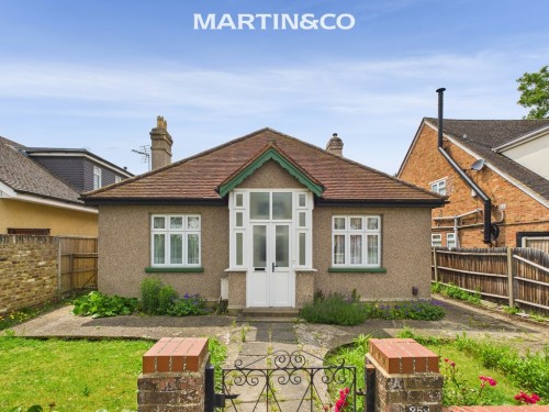 Staines Road, Laleham