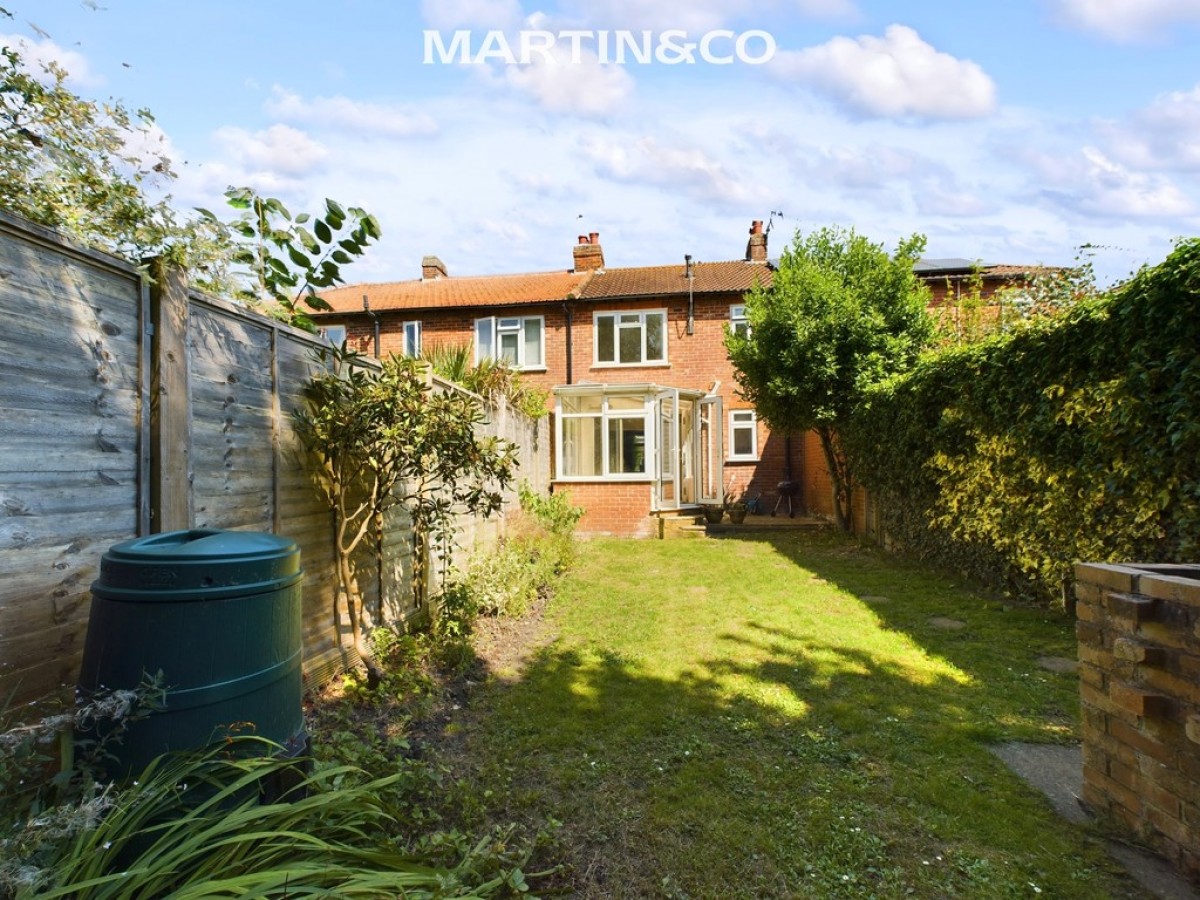 Laurel Avenue, Englefield Green