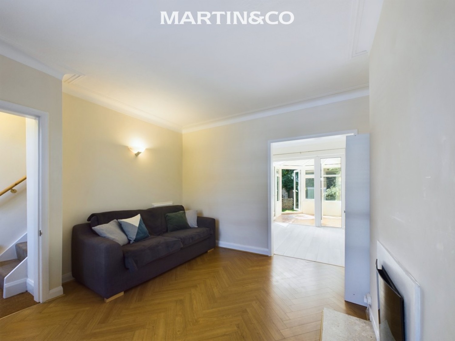 2 bedroom House for Letting Laurel Avenue, Englefield Green