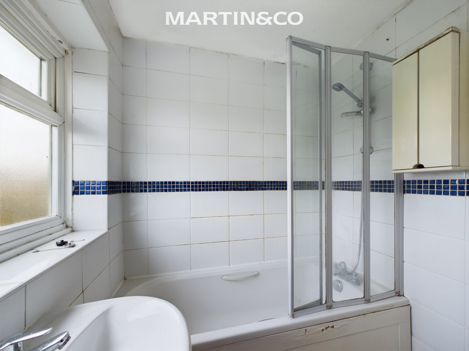2 bedroom House for Letting Stuart Way, Staines-upon-thames