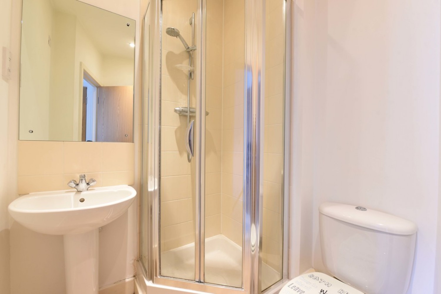 2 bedroom Flat for Letting Denham Road, Egham, Surrey