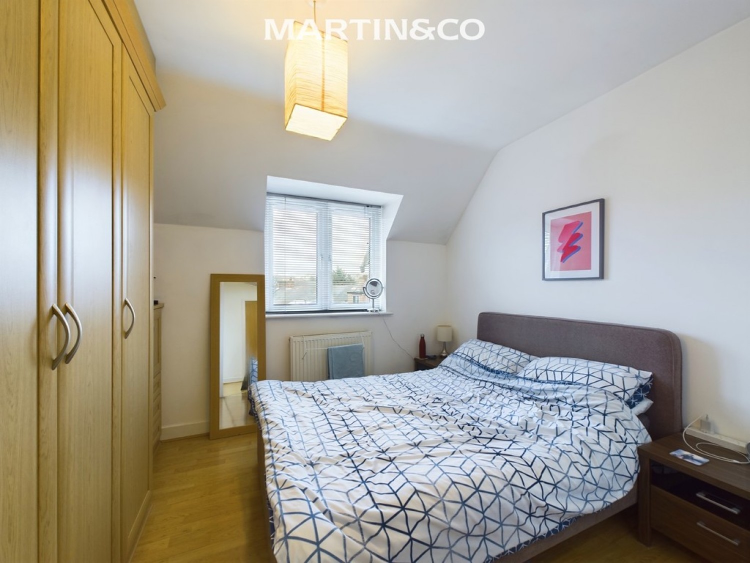 2 bedroom Flat for Letting Henley Court, Denham Road