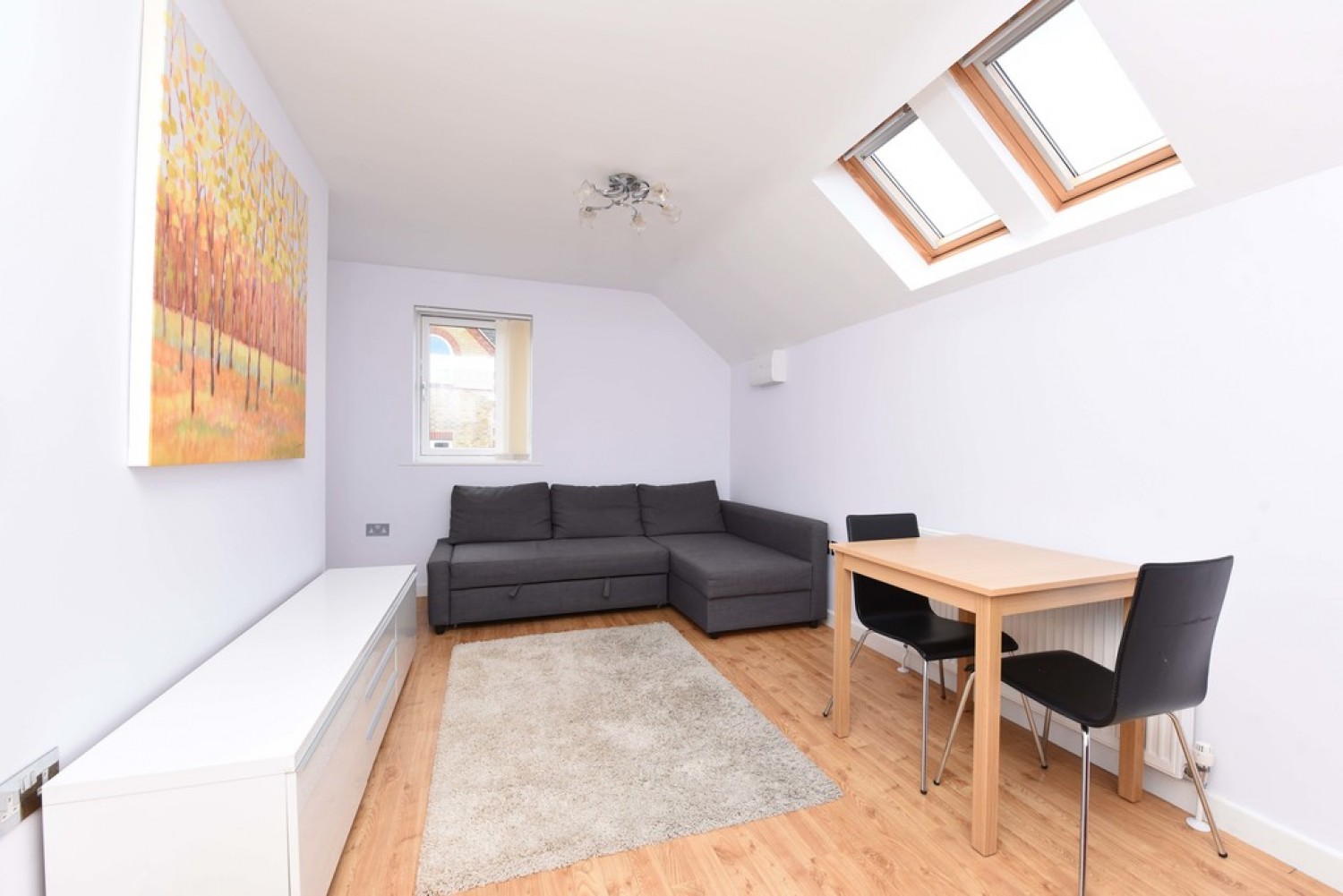Hummer Road, Egham, TW20 9BP