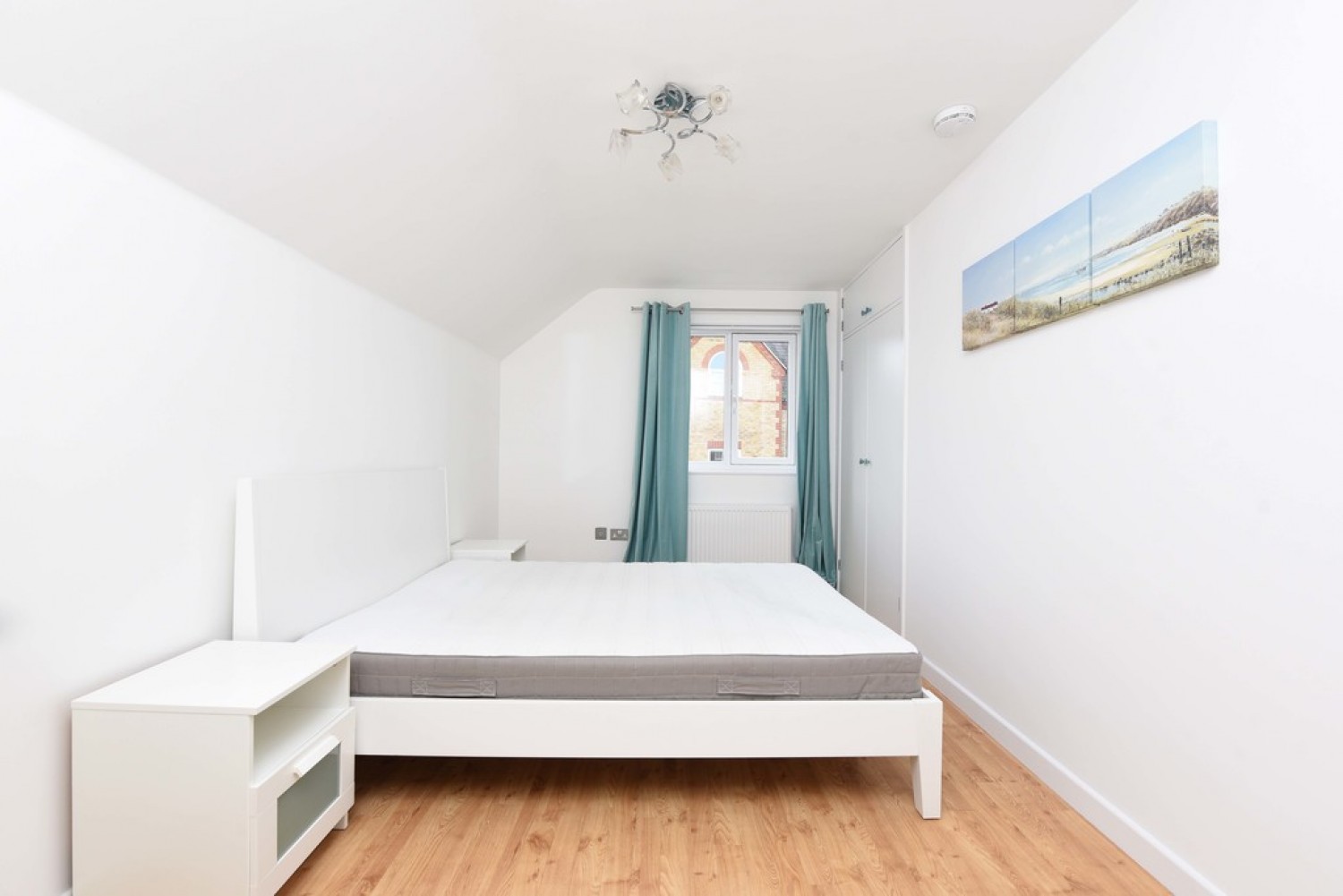 Hummer Road, Egham, TW20 9BP