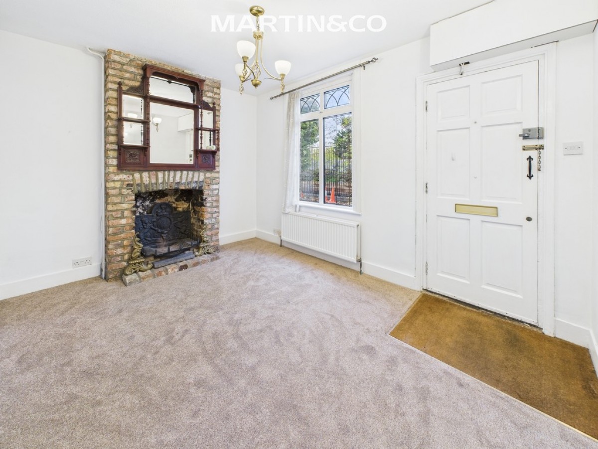 Manor Place, Staines-upon-Thames