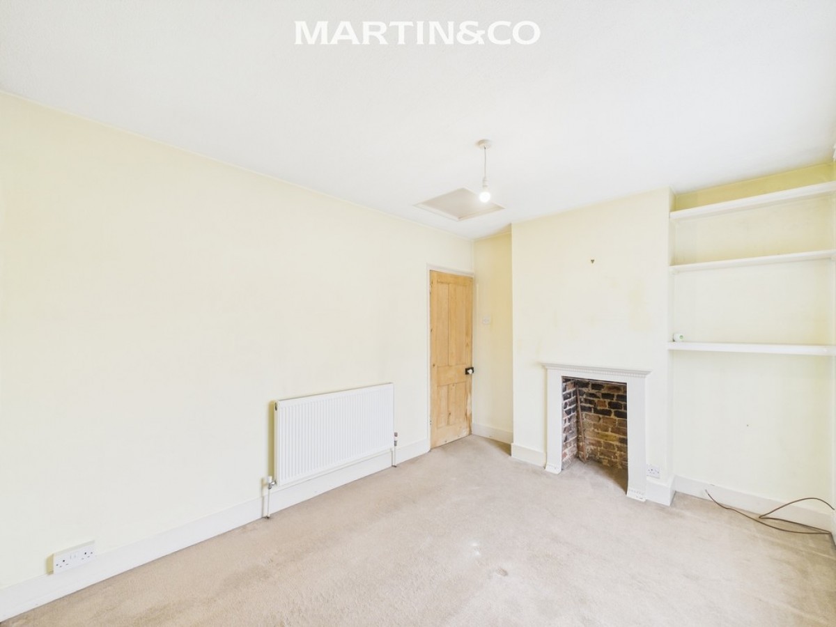 Manor Place, Staines-upon-Thames