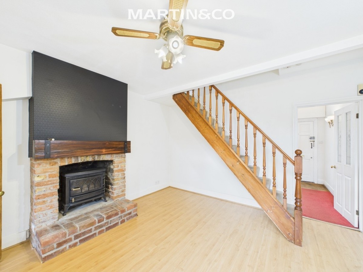 Manor Place, Staines-upon-Thames